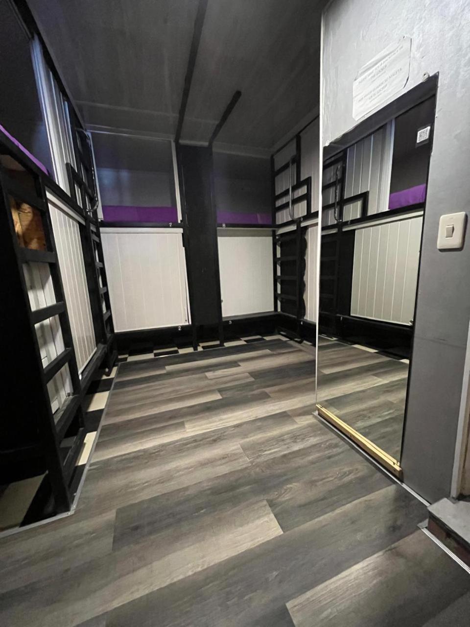 Hostel La Antigua Capsula Cartagena Eksteriør billede