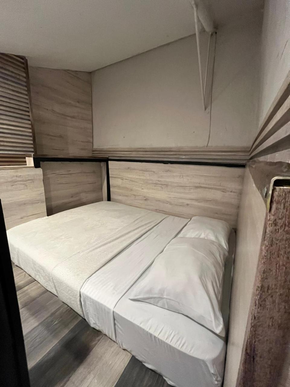 Hostel La Antigua Capsula Cartagena Eksteriør billede
